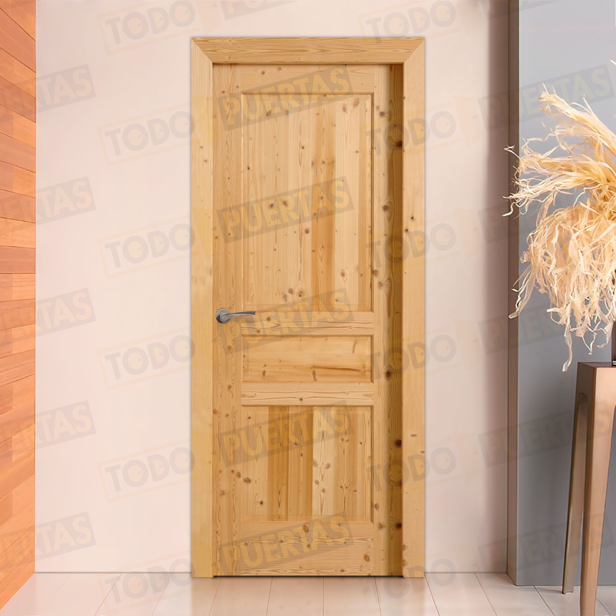 Puerta de madera maciza